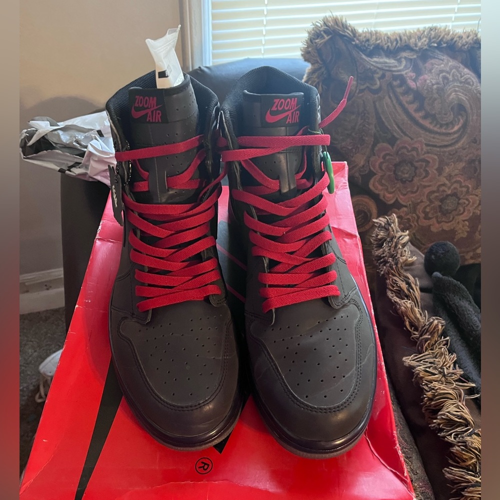 Air Jordan 1 High Retro “ Fearless “ US14